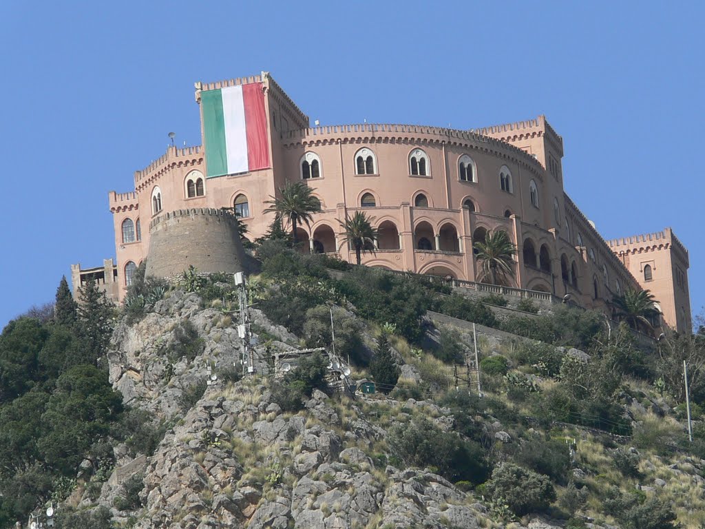 Castello Utveggio - Palermo by Alessandro Toccaceli