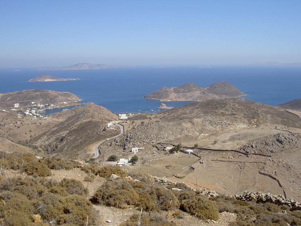 Grikos Bay und Insel Traonisi von Profitis Ilias gesehen by Leyerer Josef