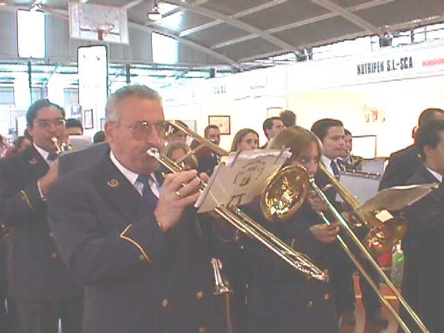 Pasacalles en la feria by Zafara Zafara