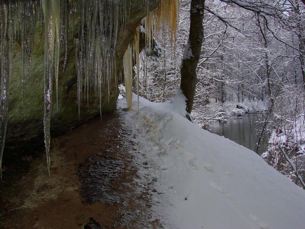 Wintertraum in der Schwarzachklamm by Plumperquatsch