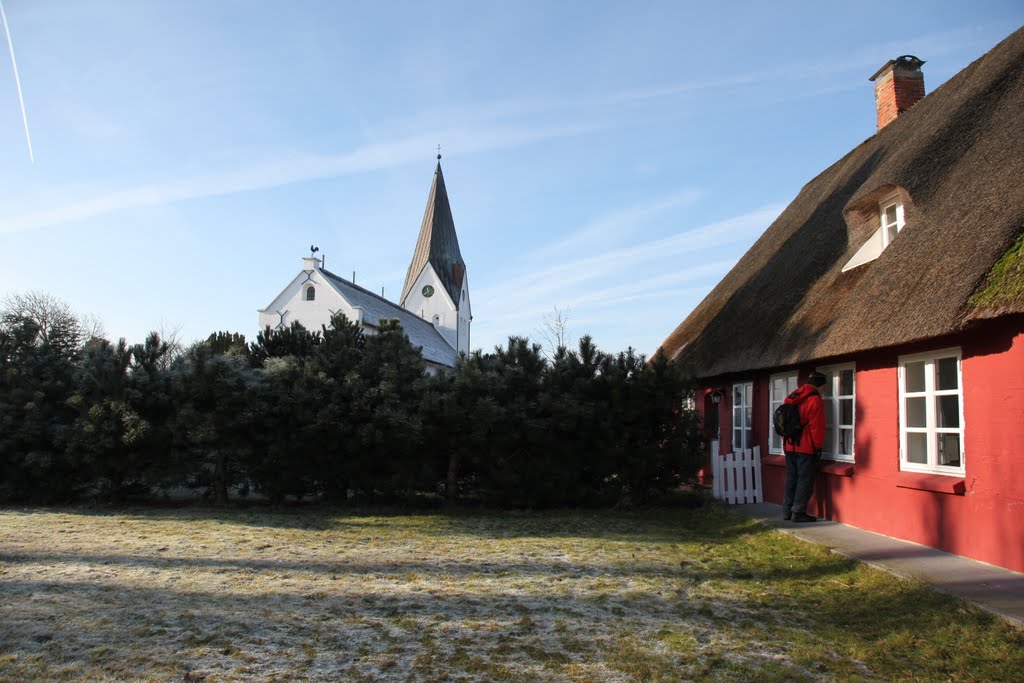 Historisches Friesenhaus im Ortskern von Nebel by liku