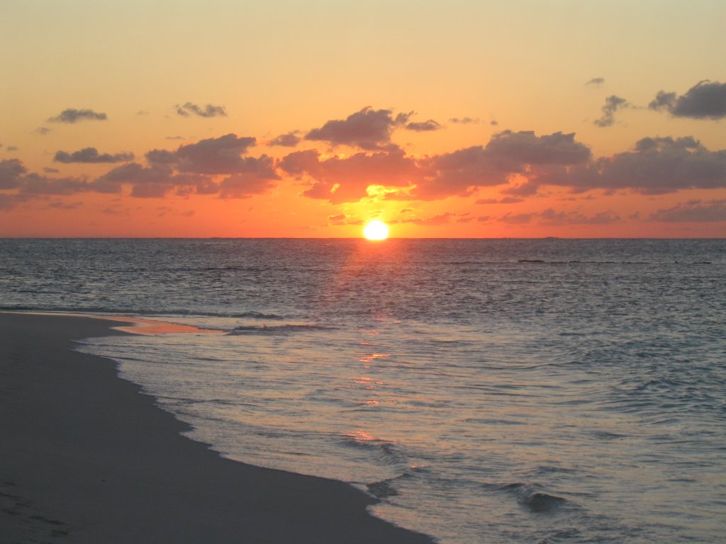 East Shoal Bay Sunset by joelryanmiller