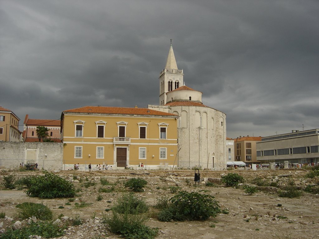 Zadar, city center by maratz