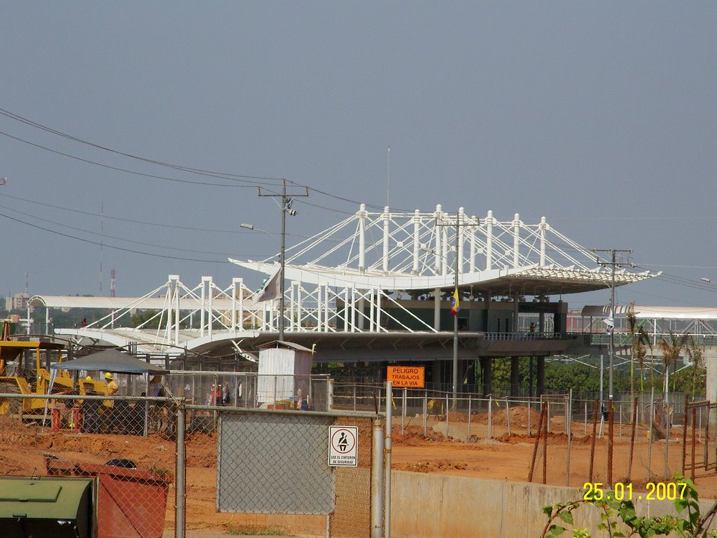 Estación Altos de La Vanegas_ Obras_ Invierno 2007 by fab_zac