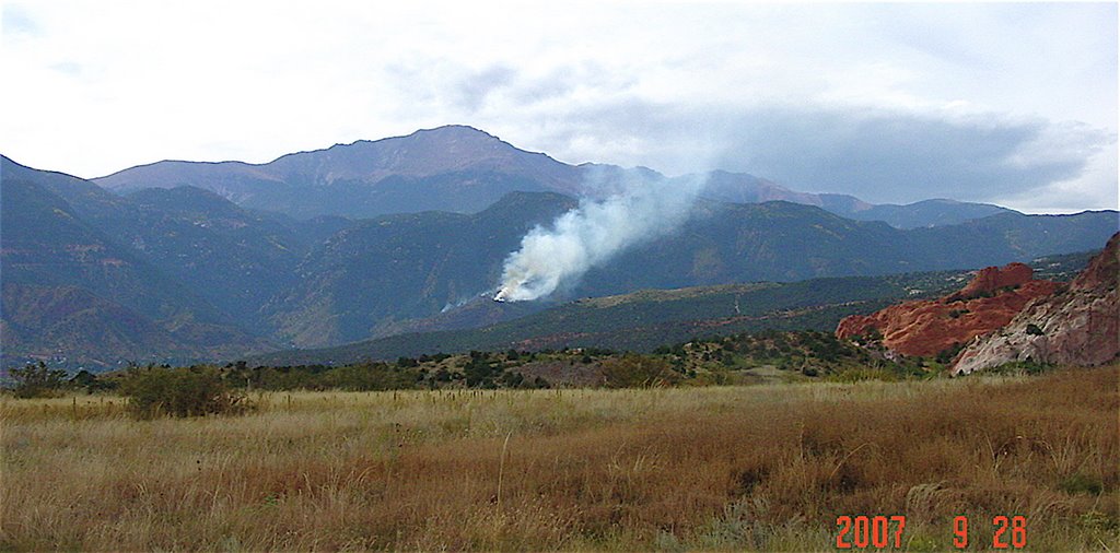 Mt Manitou fire by groupw