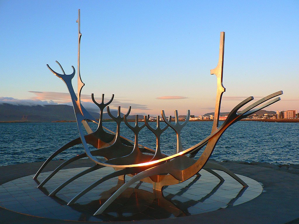 Sólfar Viking Ship Sculpture by djrobd