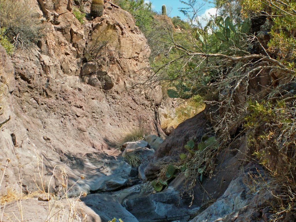 Lower entrance to Whetrock Canyon by ikanode