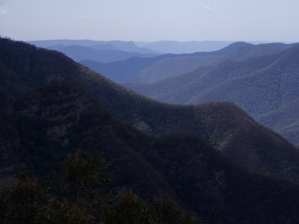 Blue Mountains by batin