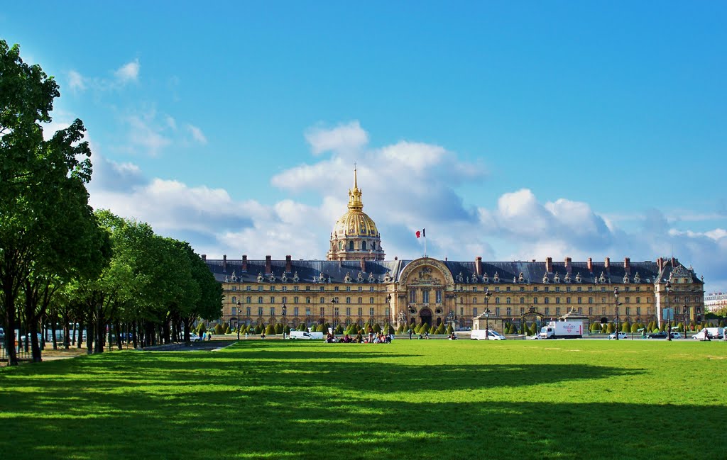 Paris,France,Europe by Robert  GAJEK