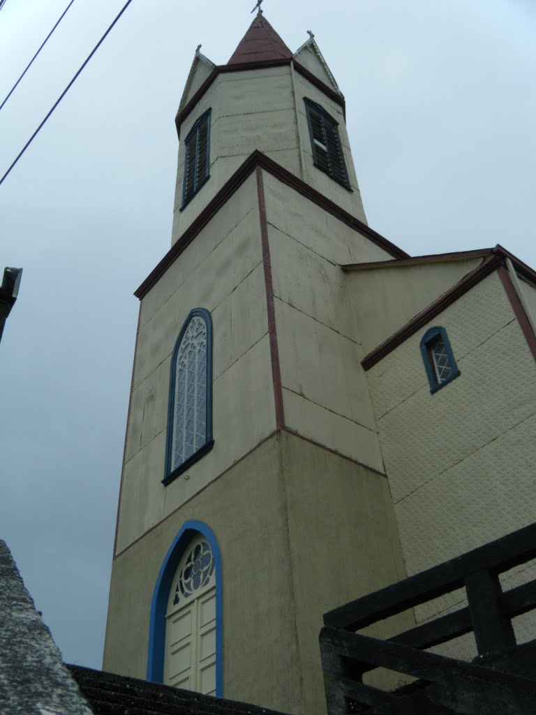 Iglesia Puerto Octay by RubeneH