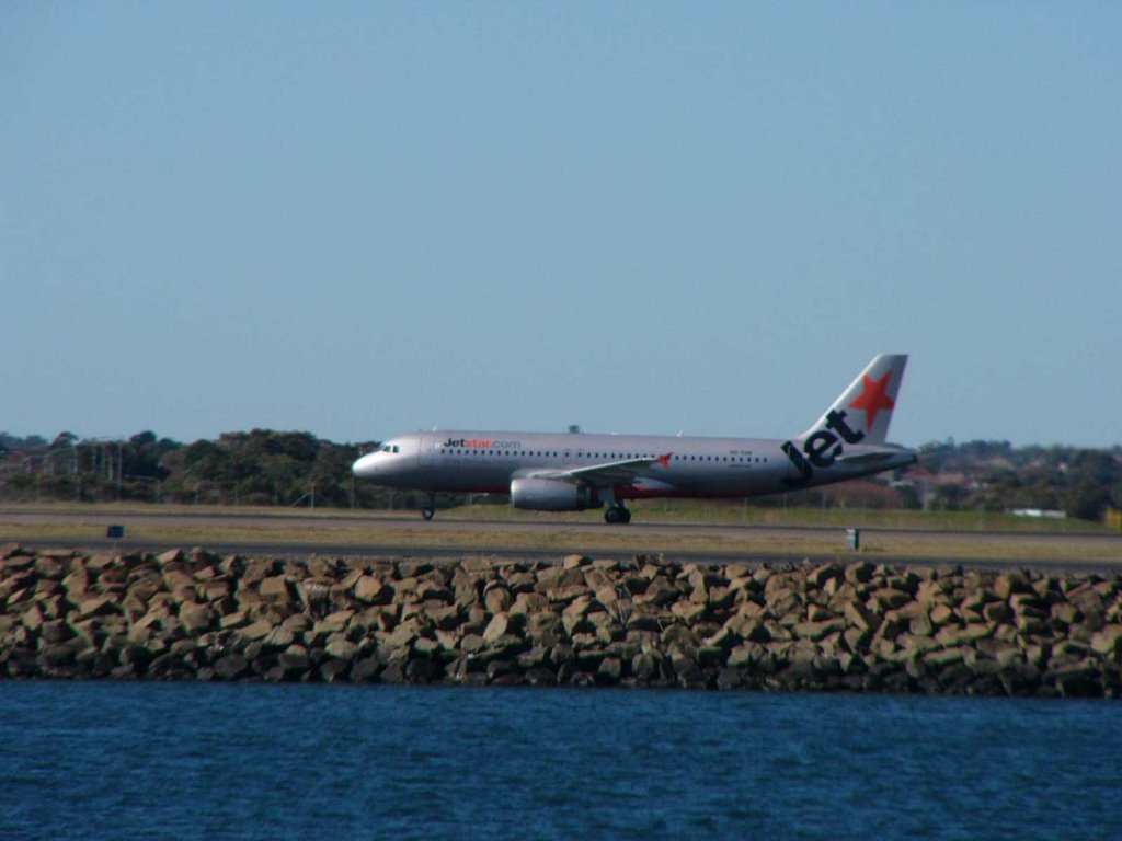 Sydney Kingsford Smith International Airport by malepilot