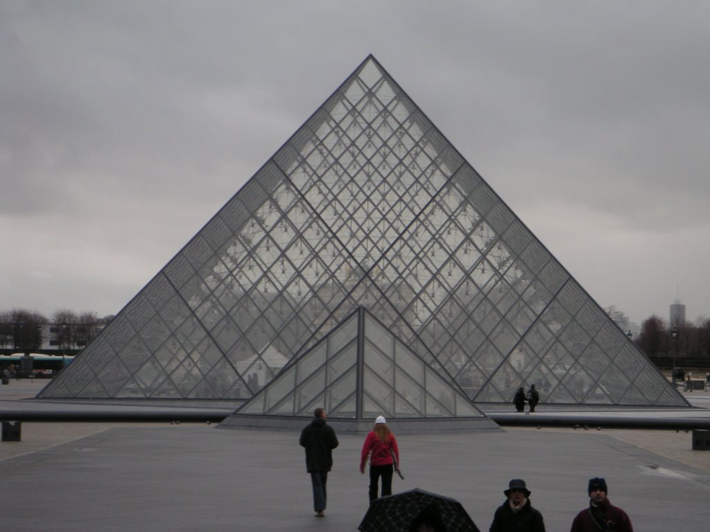 LOUVRE by wendy.tian