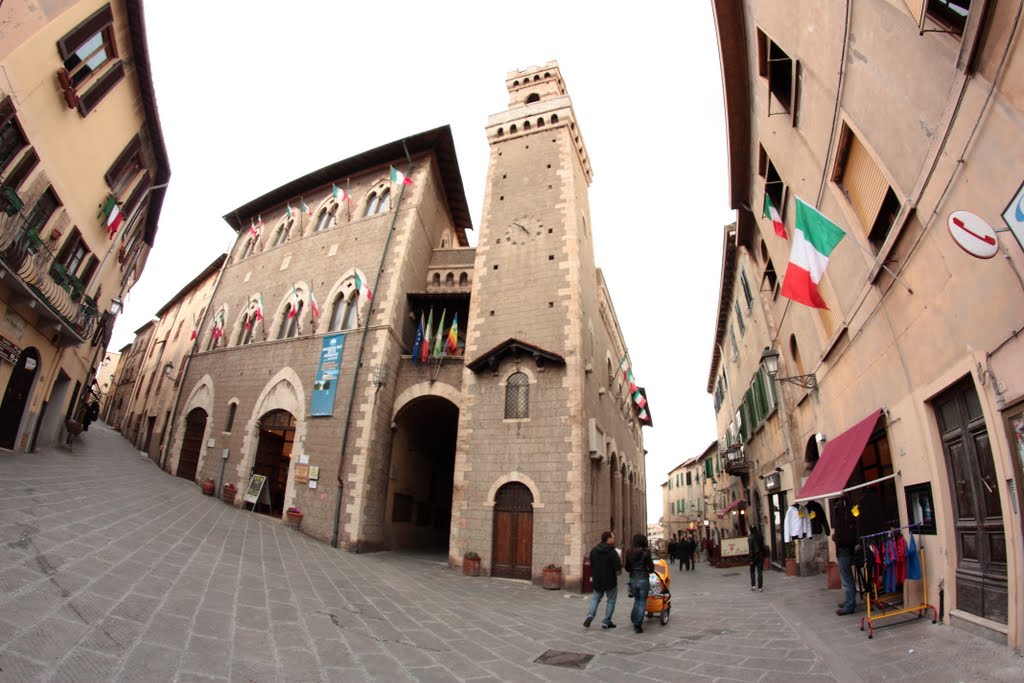 Torre del comune di Piombino by renzfal