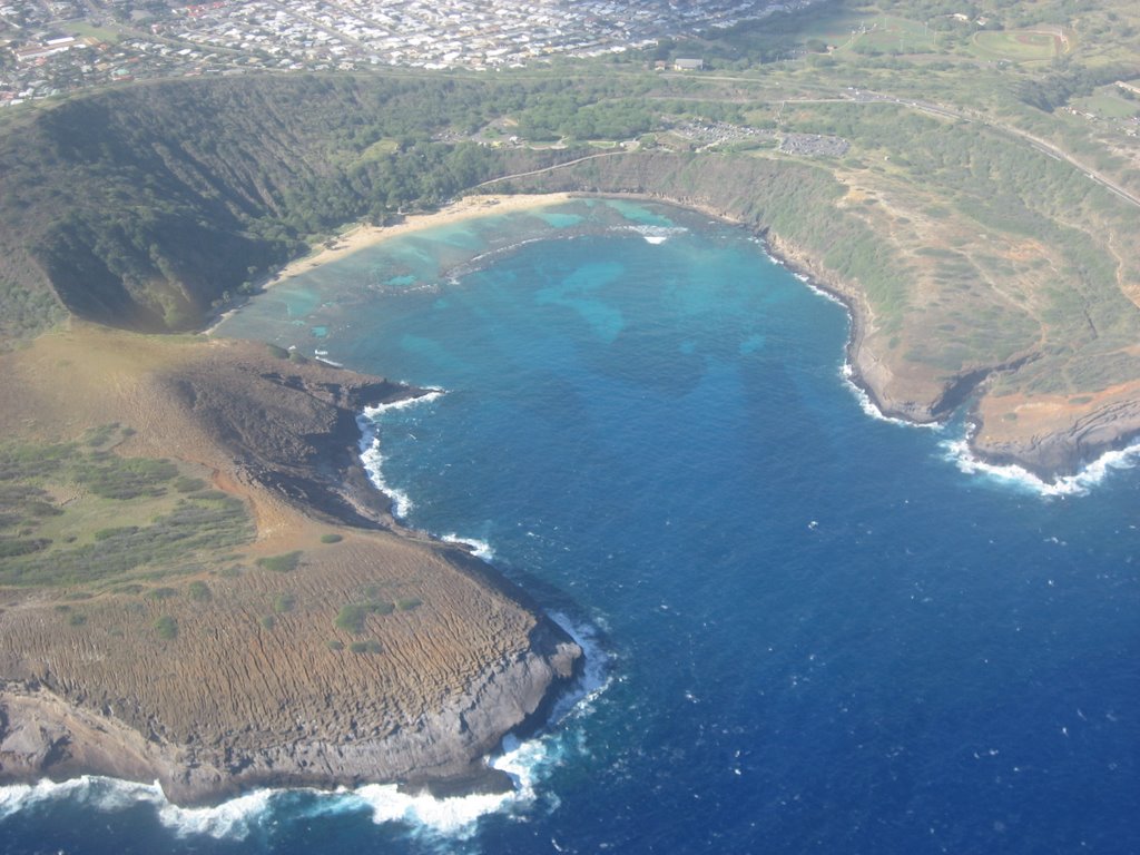 Hanauma Bay, Oahu, Hawaii by jasonlstone