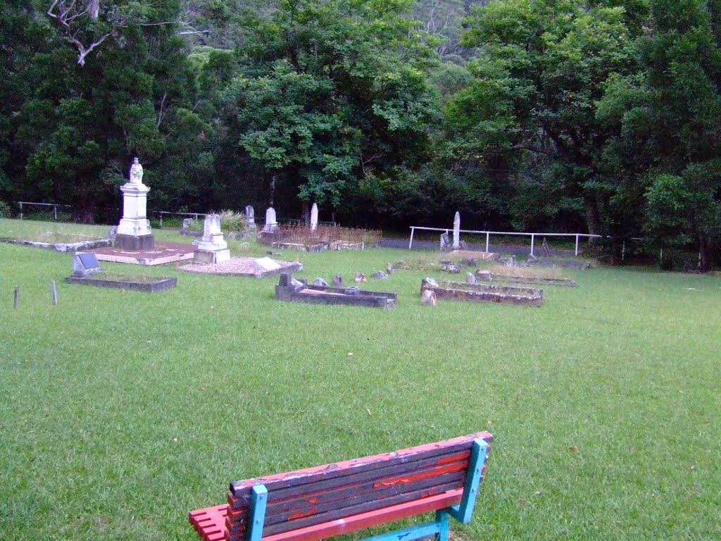 Windy Gully Cemetry2 by amwood