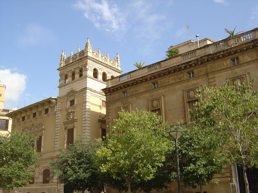 Edifici a La Rambla by homyr