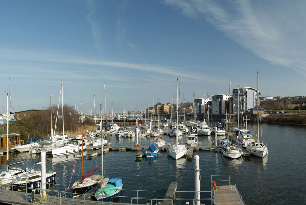 Cardiff Marina by colym