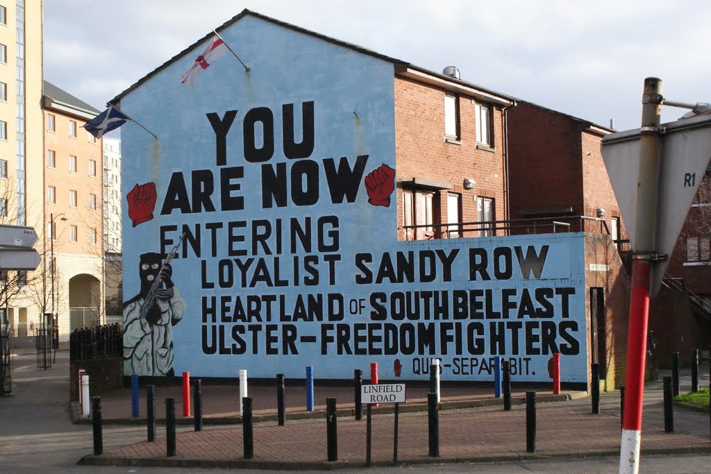 Belfast, Sandy Row by patryq1