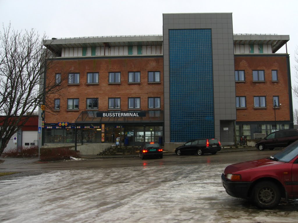 Bussterminal sortland 2011 by Alberto  soza