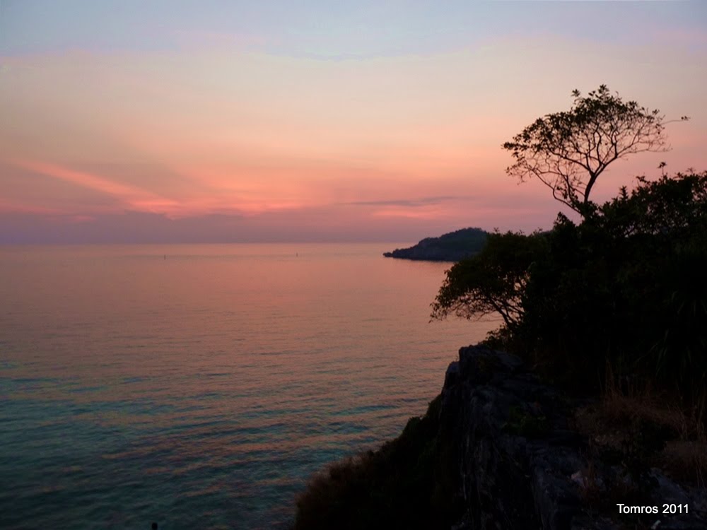 Koh Sichang famous sunset by Tomros