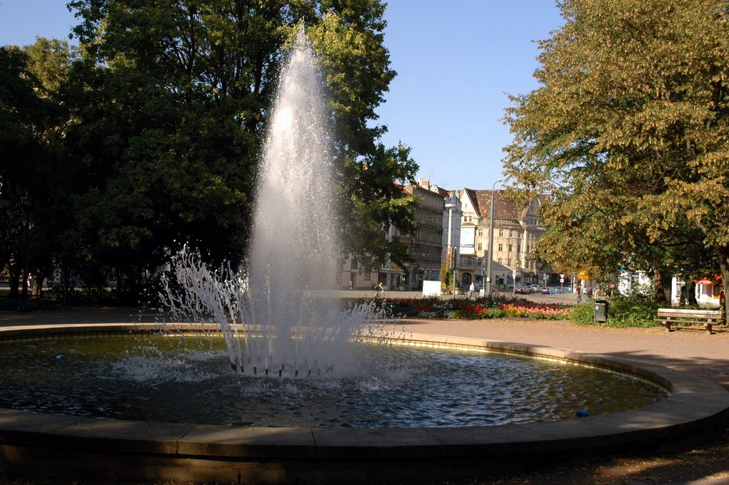 Springbrunnen im Park am Steintor by Thoralf Schade