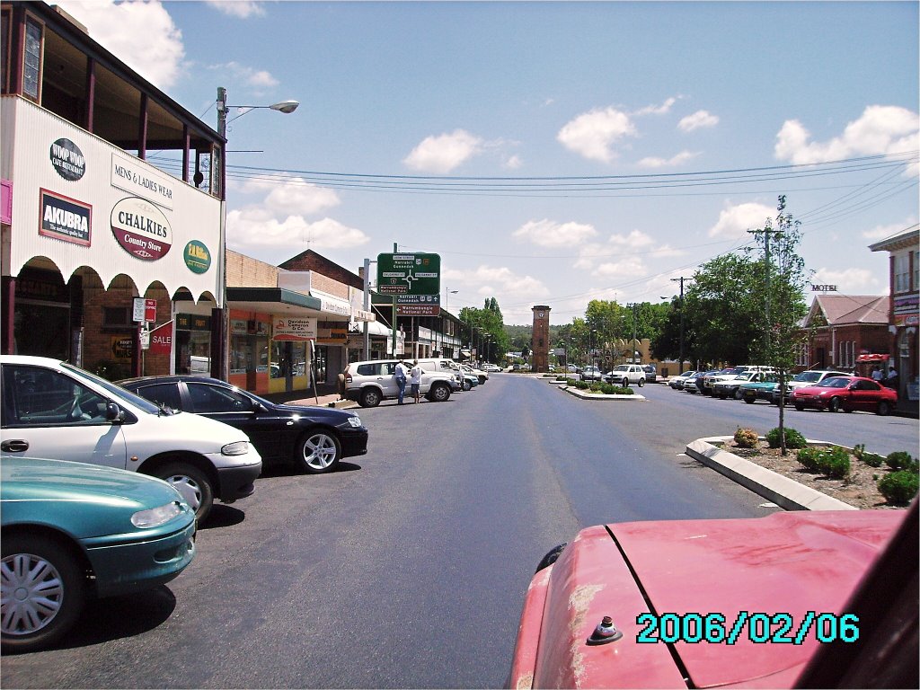 Main street coonabarabran by peppzon