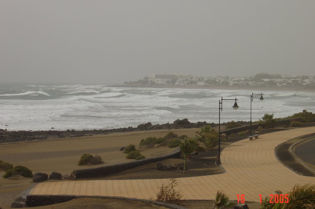 Levante - Playa de los Pocillos by oewi