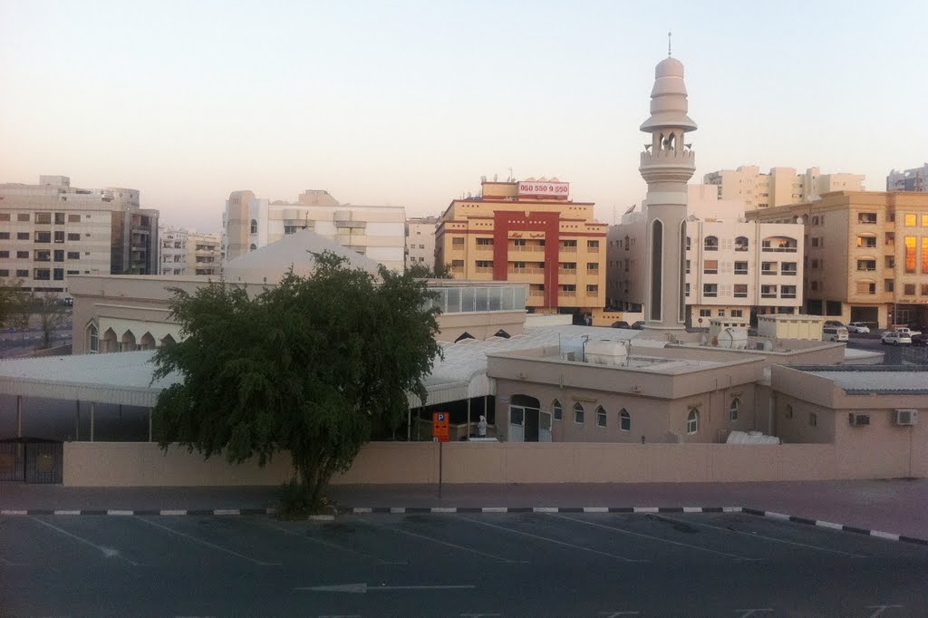 Jamia Masjid @ Al Qusais مسجد by Abu Aqeel