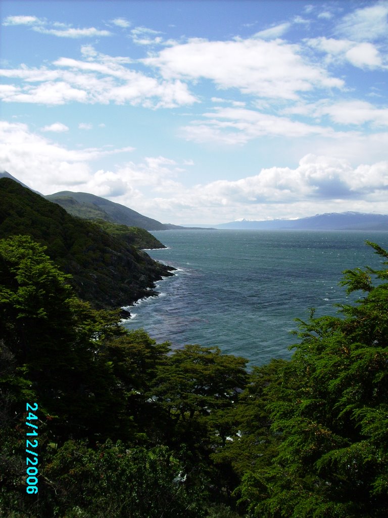 Vista del Canal de Beagle - TDF - Argentina by ENRIQUEB56