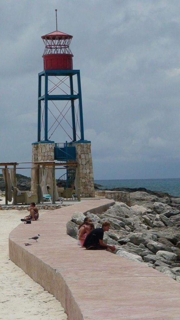 Coco Cay Tower by singalong