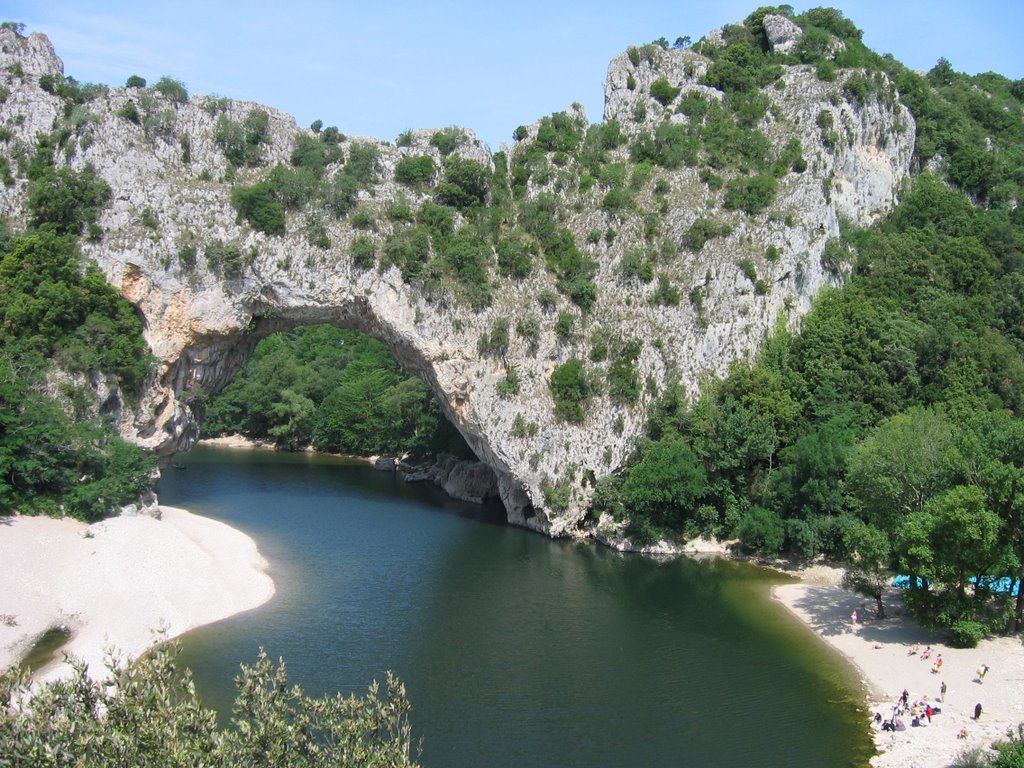 Pont d'arc (deche) by Paul&Carienne Turel