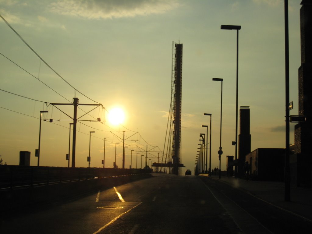 Oberkassel bridge by marttih