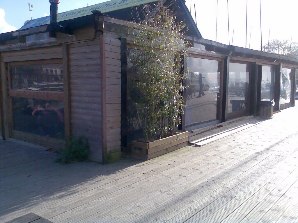 Bar en la playa del bao by Lola de Oya