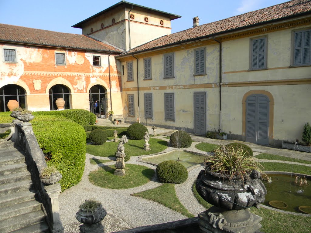 Villa Sommi Picenardi - Olgiate Molgora (Giornata FAI) by giowilla