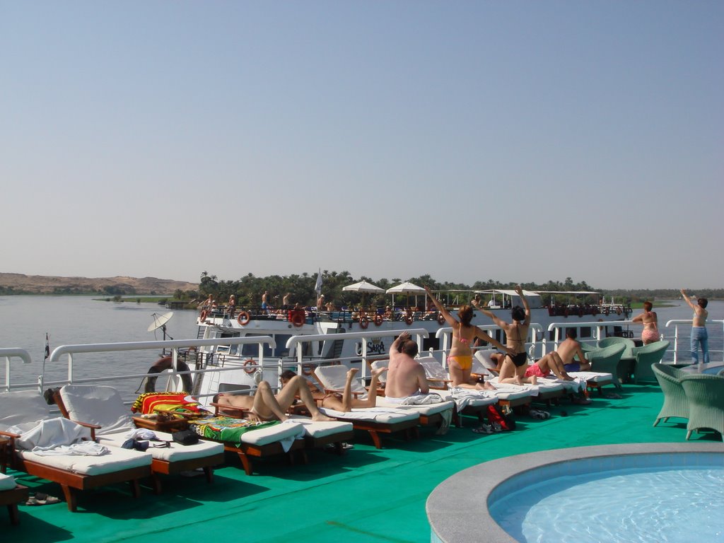 Nile Cruise "Hamees" by m_kodate