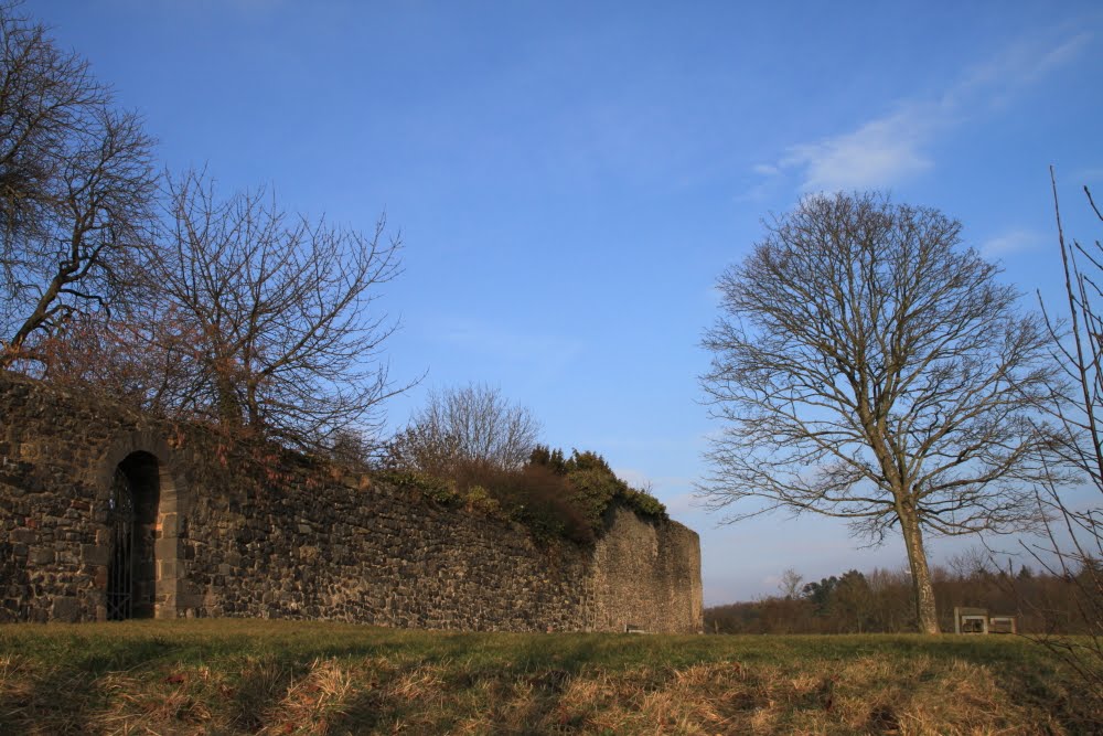 02/2011 Kloster Schiffenberg by Jimminis