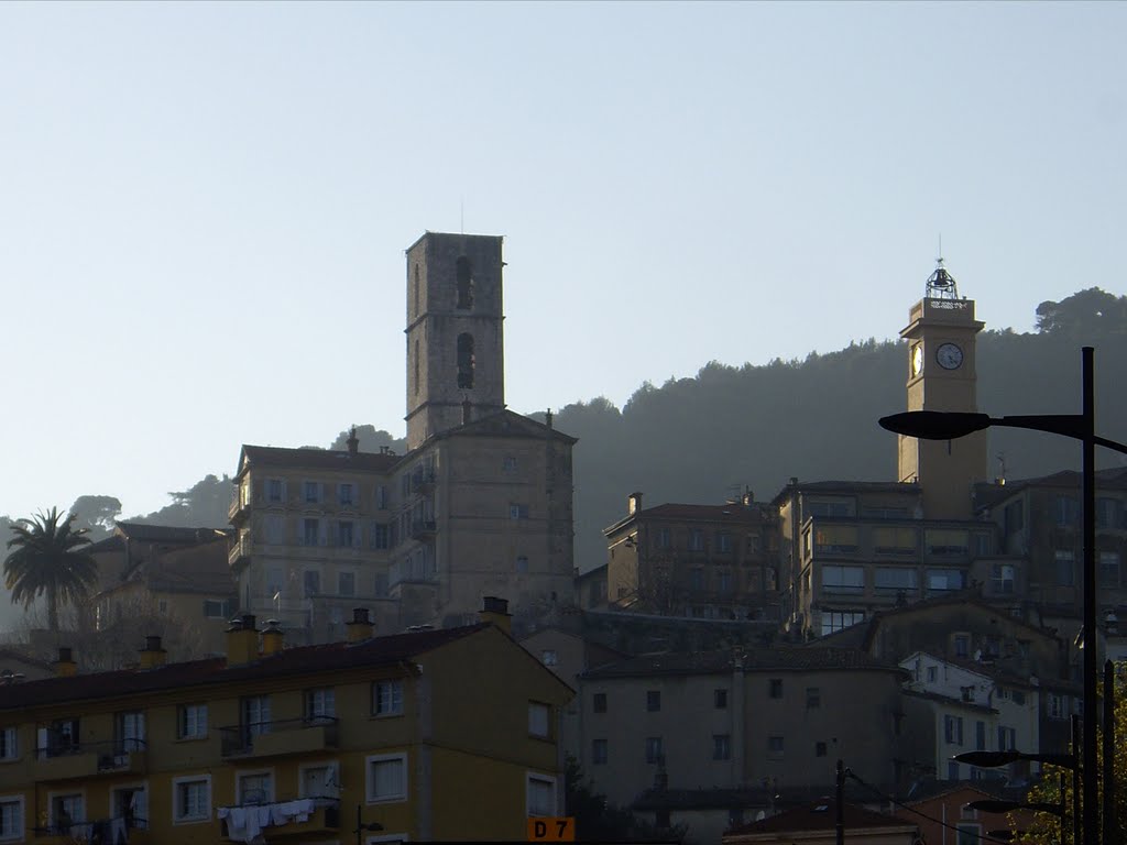 Grasse, vue de l'avenue Chiris by Jacques Peyrelevade