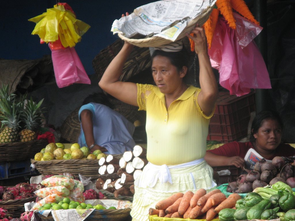 MERCATO MAJOREO MANAGUA by Vittorio Scheni