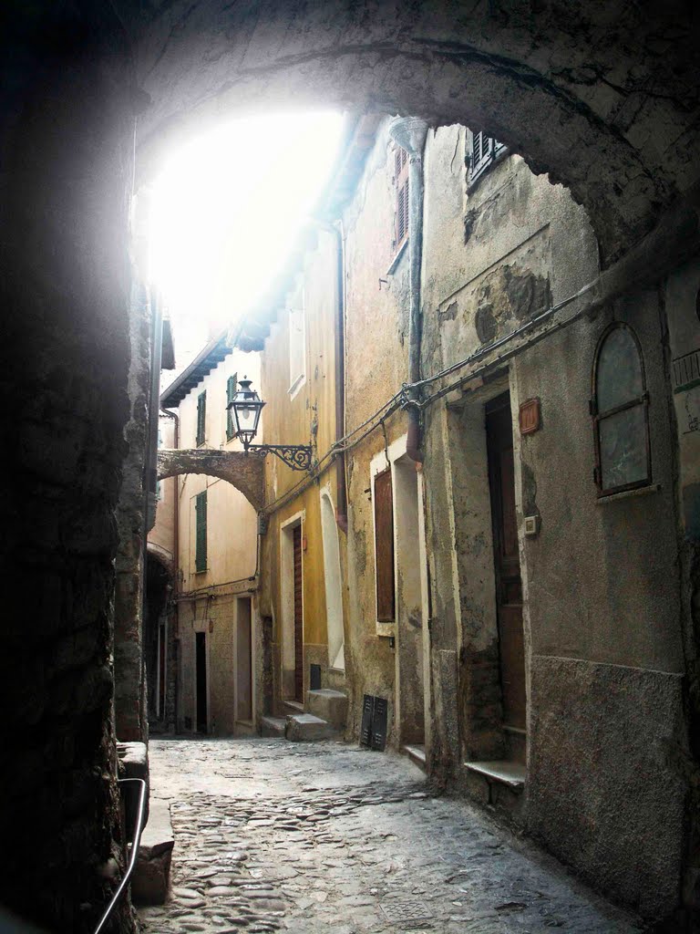 Apricale 2007-09-13 (JV) by Jiri Veverka