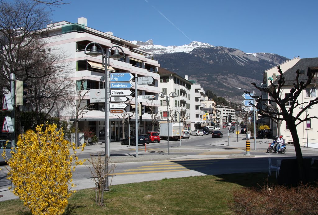 Sierre - la route de Sion by Charly-G. Arbellay