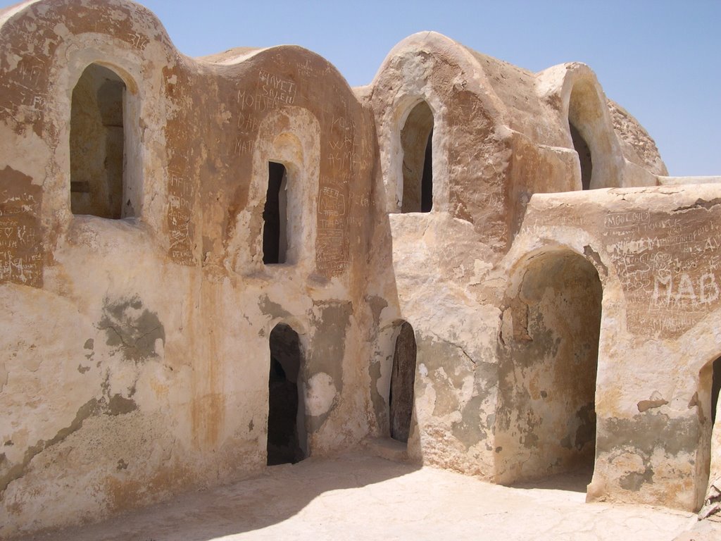 Ksar Hadada fortified grainary in Tunisia. by Nicola e Pina Tunisia 2003