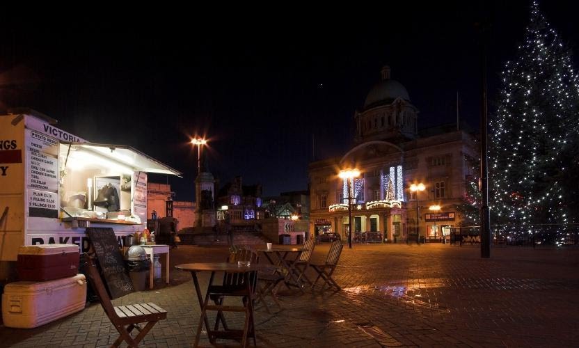 Victoria Square, Hull by Oddlegs