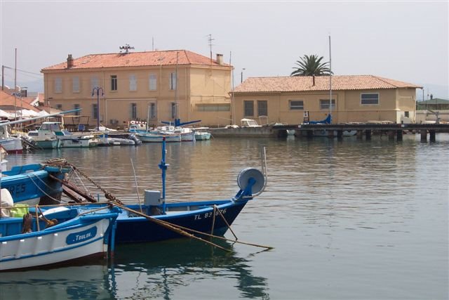 Hyères les Vieux Salins, port Pothuau by © Jos Van de Velde