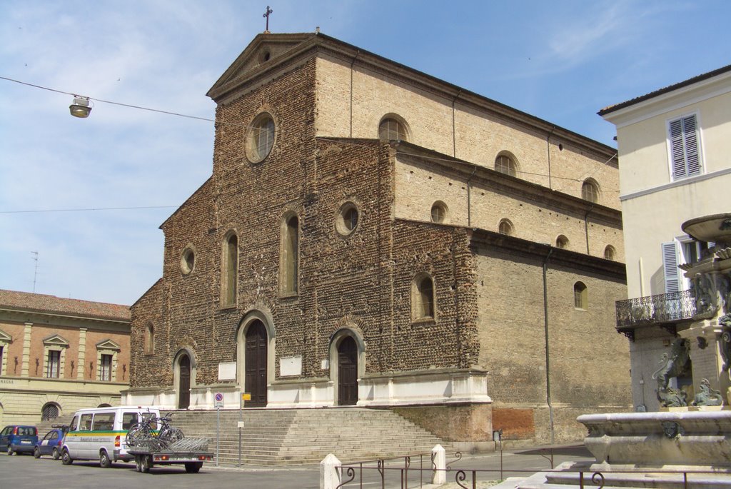 Il Duomo by Alfredo Liverani