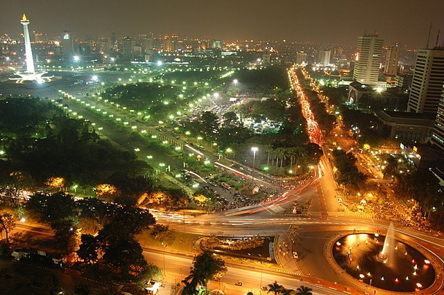 Monumen Nasional by www.irpus.net