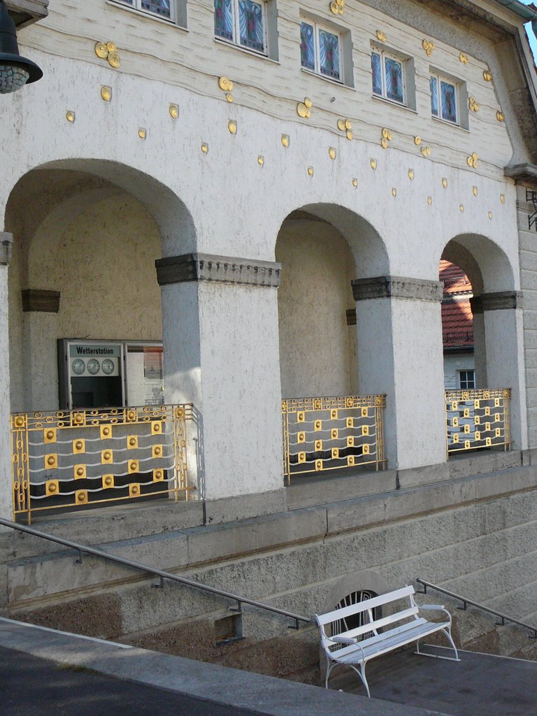 Bad Nauheim / Kuranlage / Fassade und Gitter im Jugendstil by Alfred Mueller