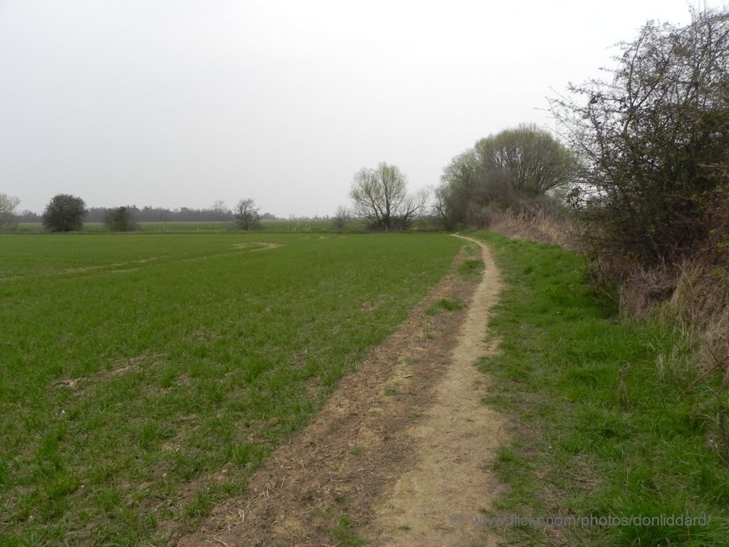 Wakering great wakering southend essex uk 2011 - public footpaths by donliddard