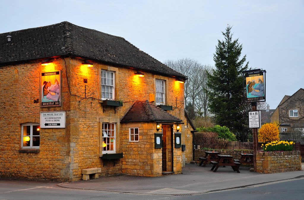 The Mousetrap Inn, Bourton-on-the-Water by DAVID ROBINS