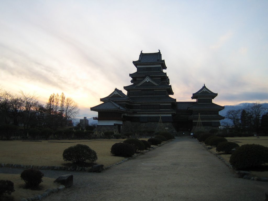 Matsumoto castle by Dabido