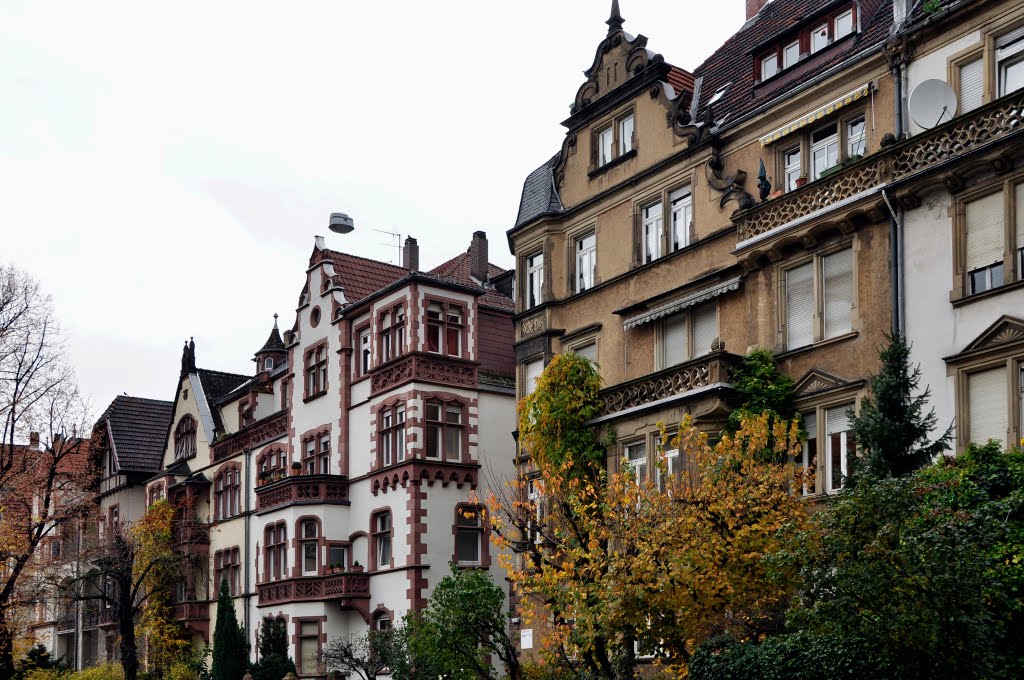 Heidelberg - Weststadt. Zähringerstrasse. Weltsensation: die erste Antigrav-Straßenlaterne im Wirkbetrieb! by ®mene